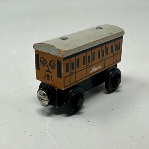 Thomas & Friends Ferrocarril de madera Annie vagón de tren motor de madera - Imagen 1 de 8