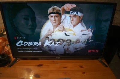 sharp 32BC3K 32" HD Ready Smart TV HDMI (3) USB NETFLIX & AMAZON PRIME APS - Image 1 of 4