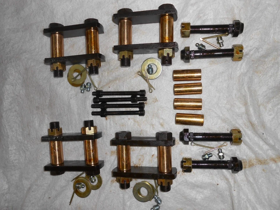 KIT GRILLETE DE ALTA RESISTENCIA JEEP MAHINDRA CJ 340 CJ4 CJ540 MM540 WILLYS JEEP CJ3B Foto 1 de 1