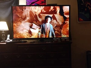 LG PB6900 60-inch Active 1080p Smart 3D Ready Plasma HDTV with free 3D glasses. - Picture 1 of 2