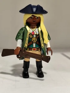 PLAYMOBIL MUJER PIRATA CON GORRO Y TRABUCO - 13/8/24 - Picture 1 of 1
