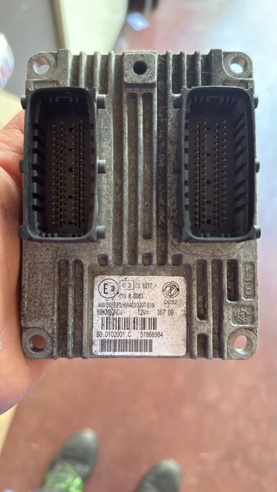 IAW 5SF8.P3 HW403 51868984 CENTRALINA MOTORE FIAT QUBO FIORINO 1.4 57KW METANO - Immagine 1 di 1