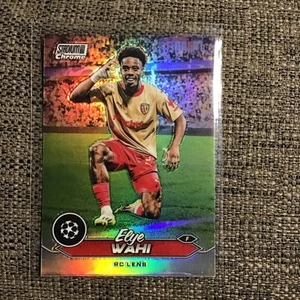 2023-24 Topps Stadium Club Cromo UEFA Elye Wahi Plata Refractor - Imagen 1 de 2