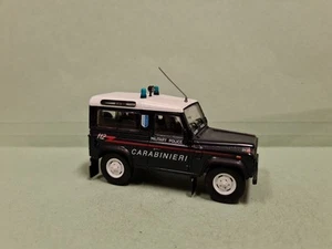 DE AGOSTINI LAND ROVER DEFENDER 90 CARABINIERI MILITARY POLICE SFOR SCALA 1/43 - Foto 1 di 7