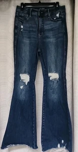 Pantalones de mezclilla Judy Blue para mujer 13/31 azul acampanado desgastado 31x32 deshilachado boho T20 - Imagen 1 de 9