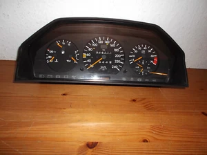 Cuadro de instrumentos Mercedes W124 velocímetro unidad velocímetro ASD 240 km/h - Imagen 1 de 3