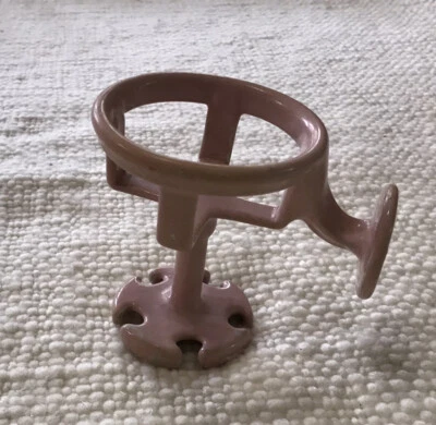 antique wall mounted cast iron pedestal pink porcelain cup toothbrush holder Foto 1 de 4