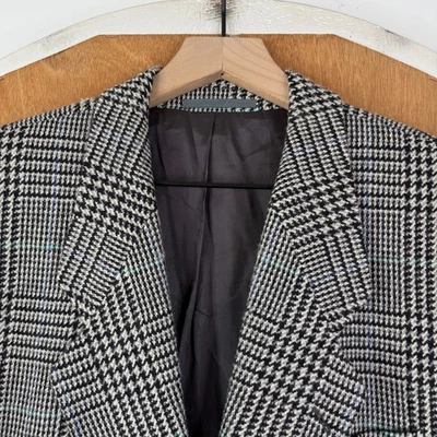 VTG Hugo Boss Blazer Mens 40L Gray Prince of Wales 2 Button Wool Cashmere Jacket - Image 1 of 4