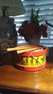1950,s tin child,s play drum and sticks - Picture 1 of 2
