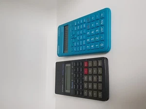 Lotto Due Calcolatrice Casio Diversi Modelli Funzionanti - Afbeelding 1 van 16