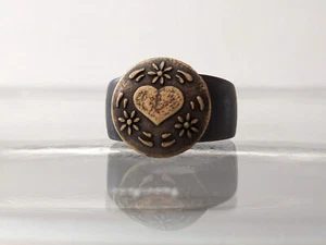 Botón Corazón - "Oro Antiguo" - 15mm - Compatible con Charlotte 21 - Imagen 1 de 2