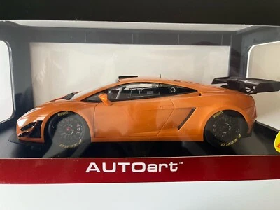 Lamborghini Gallardo GT3 FL2-Arancione-1:18-Auto Art - Immagine 1 di 4