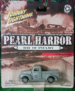 2002 Johnny Lightning- Pearl Harbor Day of Infamy- USN Ford Pickup Truck - Picture 1 of 6