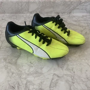 Botines de fútbol Puma para hombre 6 amarillo neón Adrino - Imagen 1 de 8