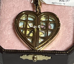 Juicy Couture Heart Window Charm Pendant with Butterflies Opens Original Box - Picture 1 of 7