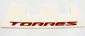 Parrilla Delantera Rojo TORRES Emblema Ajuste 2022 2023 2024 2025 KGM Ssangyong Torres - Imagen 1 de 3