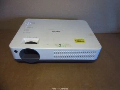 Sanyo PLC-XW57 Projector Beamer 2,000 Lumens 3LCD VGA - 2 Hours - EXCL REMOTE - Bild 1 von 4