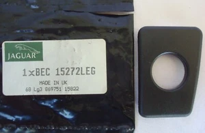 NEW GENUINE JAGUAR XJS LHD 89 90 91 92 93 CIGAR LIGHTER BEZEL BEC15272LEG - Picture 1 of 2