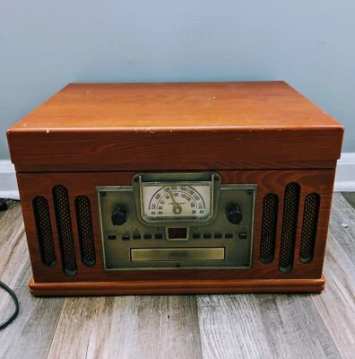 CROSLEY CR74 - Record Player Am/fm Radio, CD Player Cassette Player Tested  - Image 1 of 4