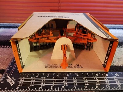 Ertl Allis Chalmers Orange Tandem Disc 1/16 diecast farm implement replica - Image 1 of 4