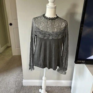 POL Tunic Top sz Small Gray Lacy Neck Line And Long Sleeves Rayon - Picture 1 of 10