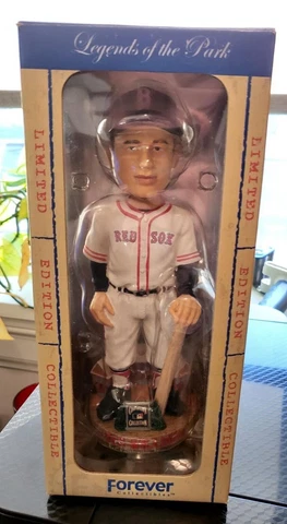 2004 FOREVER COOPERSTOWN COLLECTIBLES TED WILLIAMS LEGENDS OF THE PARK NIP HTF Cover