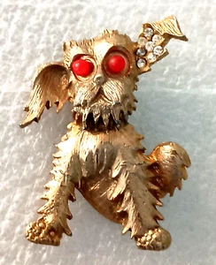 VTG Cute Campy Funny Golden Dog Orange Eyes Brooch Jewelry Pin 1960's New NOS - Picture 1 of 3