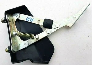 Piaggio MP3 Rear Door Boot Lid Compartment Hinge Right Side 2007 125 - Picture 1 of 3