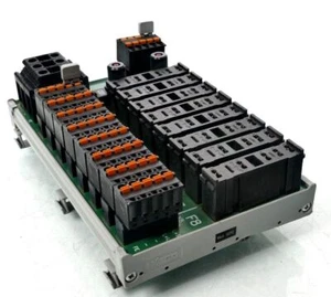 E-T-A Stromverteiler SVS02-08 | B-10 - Picture 1 of 3