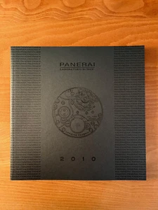 PANERAI 2010 catalogo libro tedesco con listino prezzi NUOVO - Foto 1 di 2