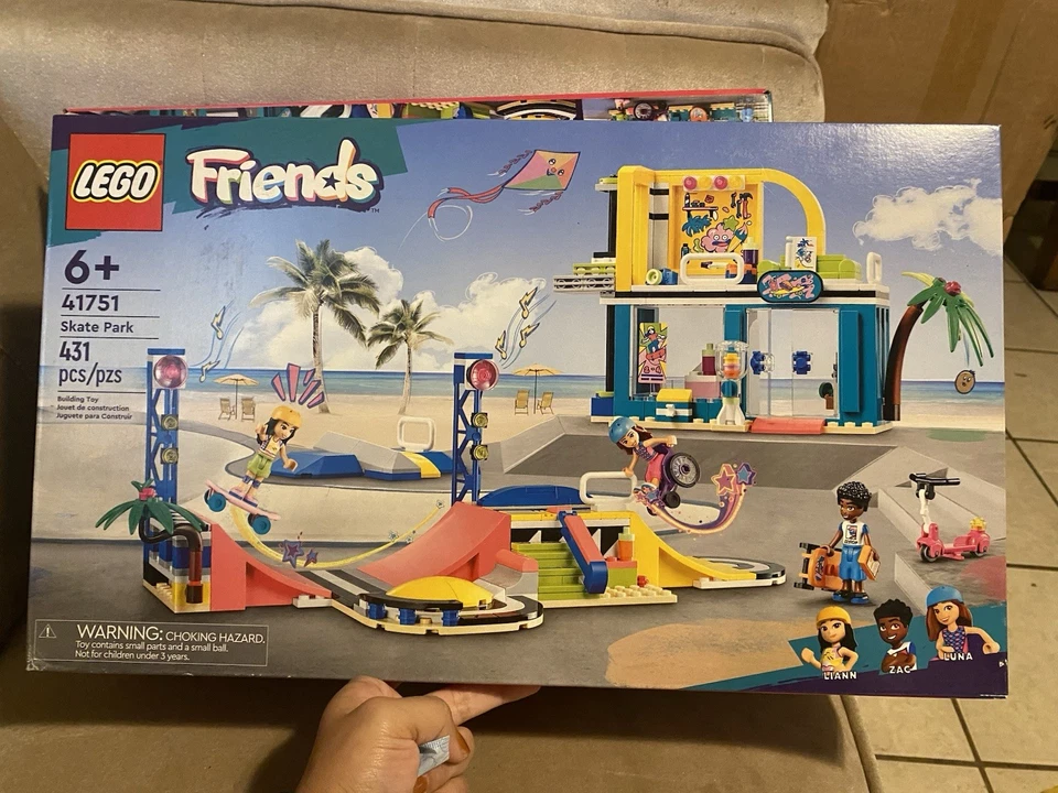 LEGO Friends: Skate Park (41751) Foto 1 de 4