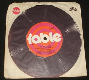 NOLA FRANCIS - DELTA DAWN / BIRD ON THE WIRE - FABLE 45  1970s  POP - Picture 1 of 1