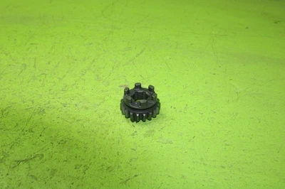 85 川崎 KLR250 原始设备制造商传输上衣输出 19T GEAR 13129-1653 ST47 — 第 1/4 张图片