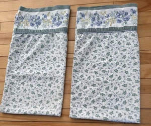 2 Laura Ashley Josephine King Size Kissenbezüge grün blau gelb Blumen & Blätter - Bild 1 von 8