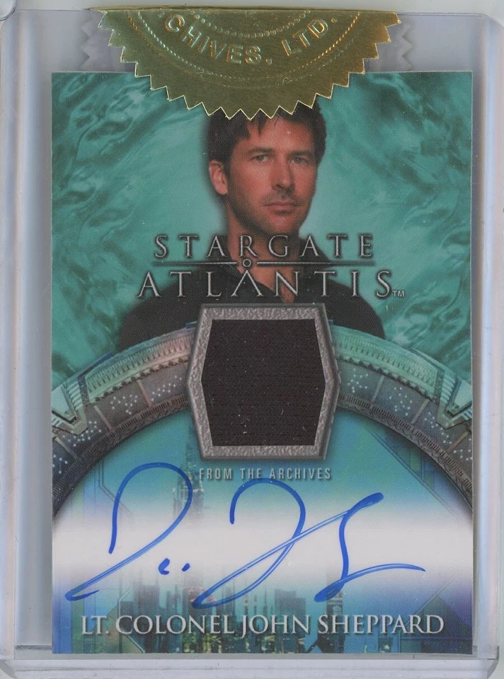 Joe Flanigan Stargate Atlantis from the Archives Costume Auto #192/250 - Image 1 of 1