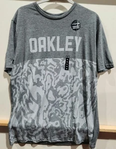 Camisas deportivas grises Oakley para hombre talla XL - Imagen 1 de 6