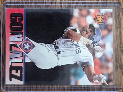 1994 Donruss Triple Play Baseball Card #194 - Juan Gonzalez Texas Rangers - Image 1 of 2