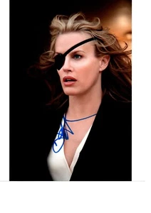 Daryl Hannah Original Hand Signed Photo From Tarantino Film Kill Bill COA AFTAL - Foto 1 di 2