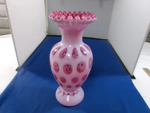 Moneta vintage Fenton opalescente mirtillo punto 8 1/2" vaso bordo increspato - Foto 1 di 8