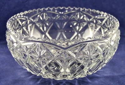Vintage Detailed Heavy Round CRYSTAL GLASS Display / Servicing Food Fruit BOWL - Image 1 of 4