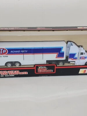 Racing Champions Richard Petty Team Transporter 1/64 Scale Diecast STP Read - Image 1 of 4