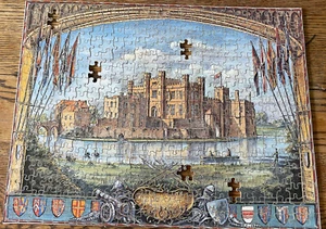 1978 Wooden Hand Cut Jigsaw Puzzle Leeds Castle England 400 Piece (Missing 5) - Picture 1 of 11