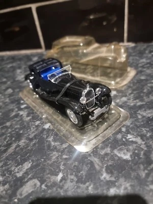 Bugatti Royale Saloon Car ,Vintage Diecast Vehicle Solido Age d'or 4036. - Image 1 of 4