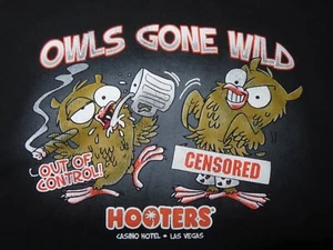 HOOTERS T-Shirt "Owls Gone Wild OUT OF CONTROL" CASINO HOTEL Las Vegas (2XL) - Bild 1 von 2