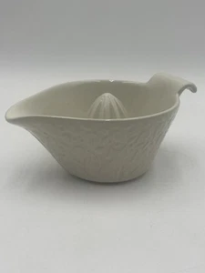 Mason Cash Forest Stoneware Juicer, Cream New - Picture 1 of 9