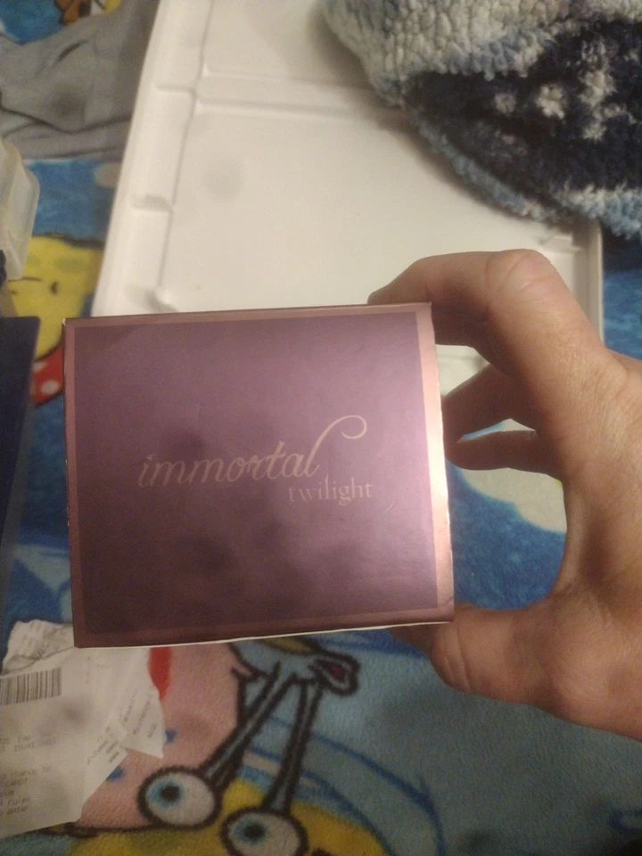 Caja de perfume vacía Immortal Twilight Foto 1 de 4