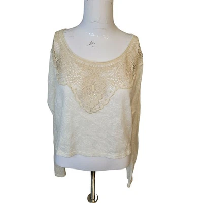 urban outfitters Large crop top women sheer crochet flower sheer - Image 1 of 4