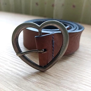 White Stuff Brown Leather Belt - Heart Buckle - Size M/L - Picture 1 of 4