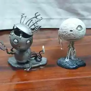 Tim Burton 2003 Tragic Toys action figurines Robot Boy and Mummy Boy miniatures - Picture 1 of 7
