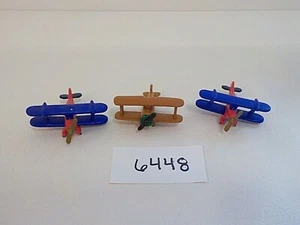 Verschiedene Miniatur Flugzeuge 3er Set Modelleisenbahn #6448 - Bild 1 von 6